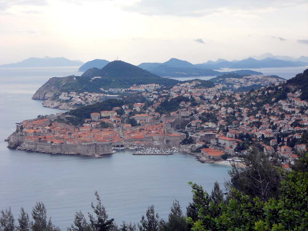 Dubrovnik old town.jpg